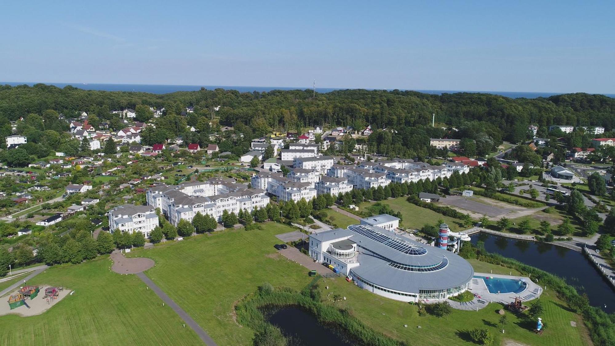 Haus Baltic 12 Mit Balkon - Zentrale Lage Im Ostseebad Sellin Bagian luar foto