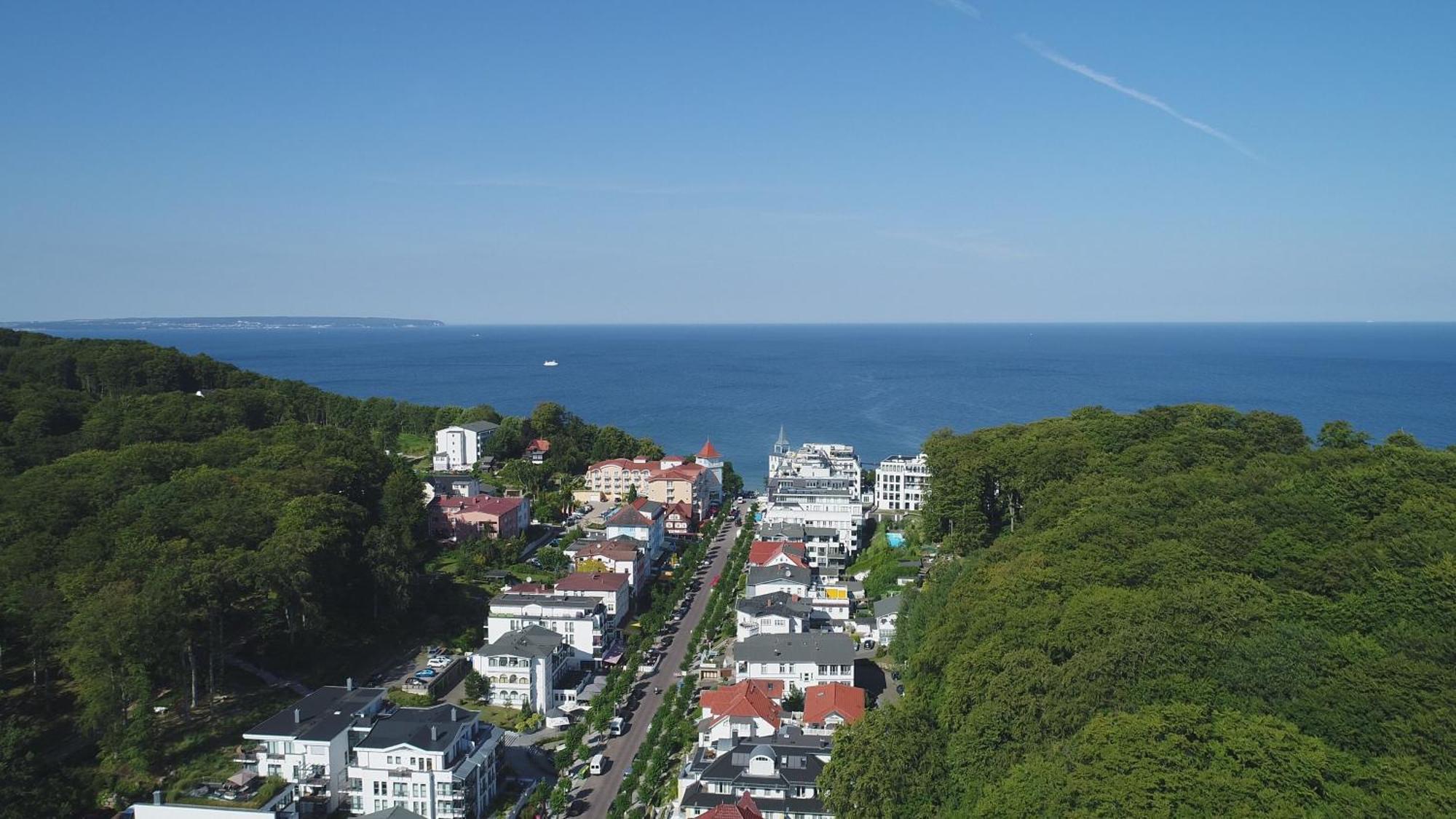 Haus Baltic 12 Mit Balkon - Zentrale Lage Im Ostseebad Sellin Bagian luar foto