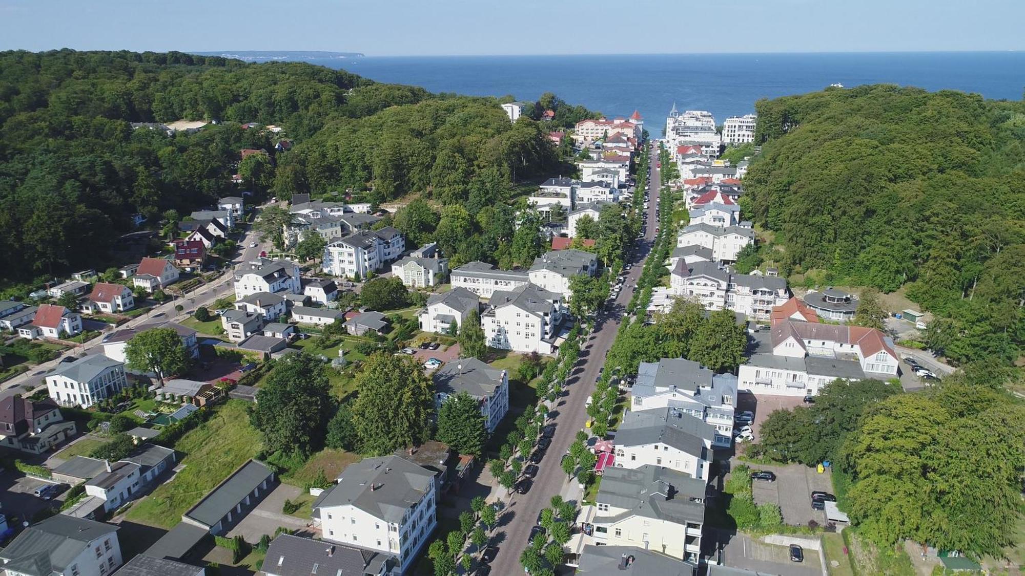 Haus Baltic 12 Mit Balkon - Zentrale Lage Im Ostseebad Sellin Bagian luar foto