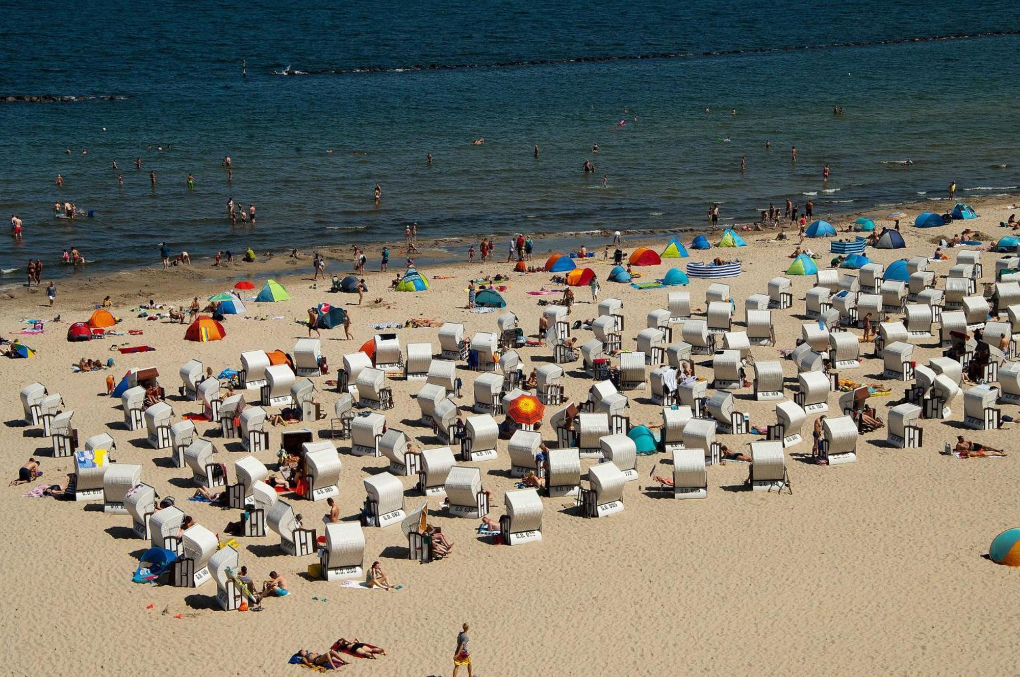Haus Baltic 12 Mit Balkon - Zentrale Lage Im Ostseebad Sellin Bagian luar foto