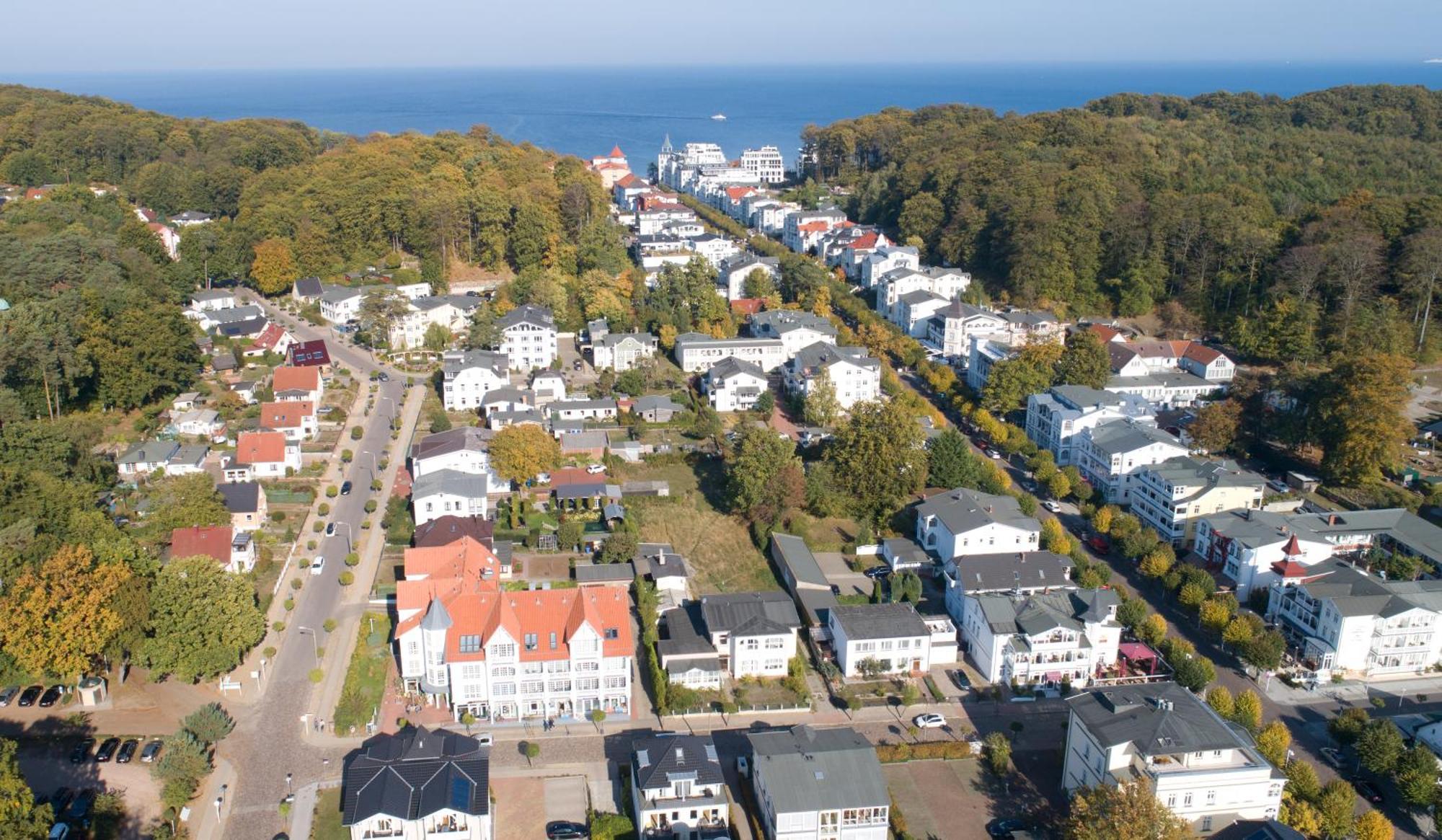 Haus Baltic 12 Mit Balkon - Zentrale Lage Im Ostseebad Sellin Bagian luar foto